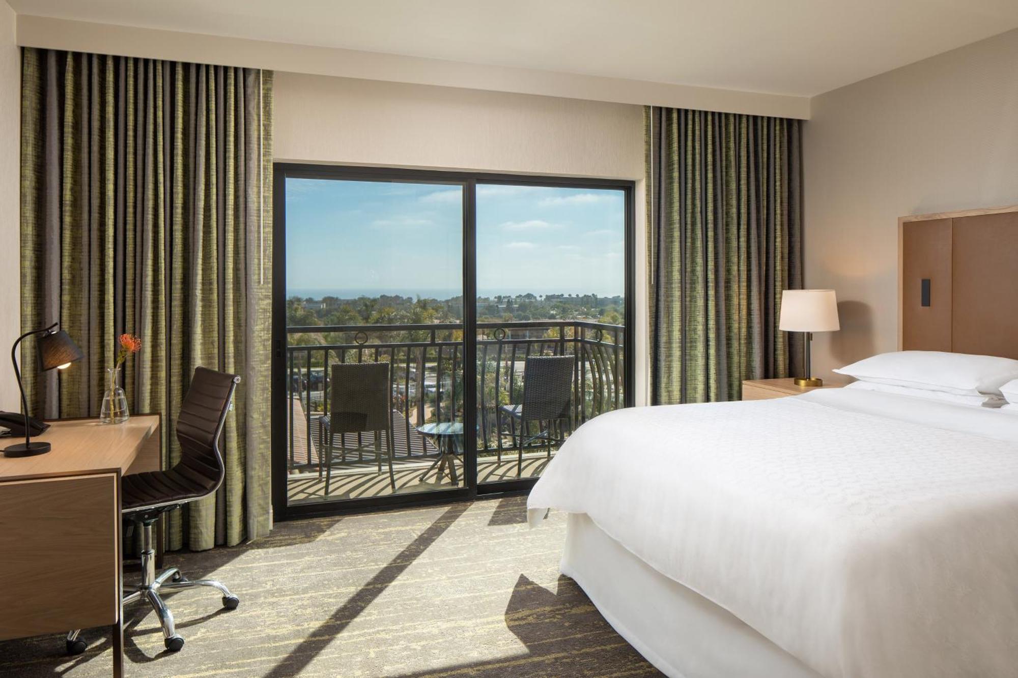 Sheraton Carlsbad Resort & Spa Exterior photo