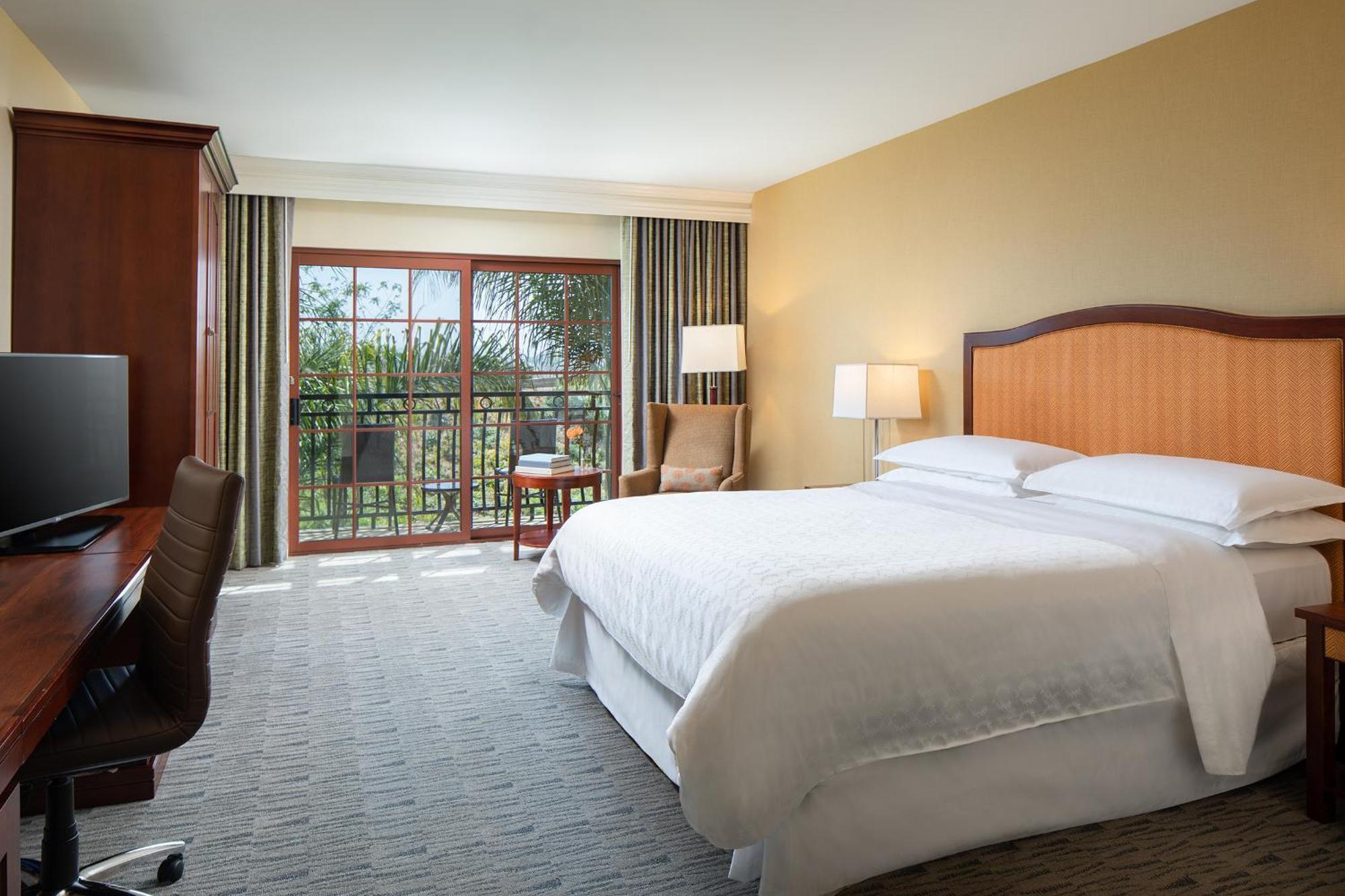 Sheraton Carlsbad Resort & Spa Exterior photo